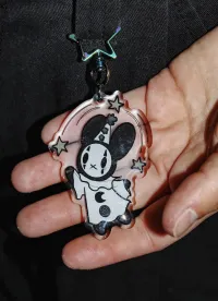pierrot acrylic keychain – Image 2