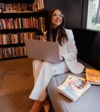 blog author image