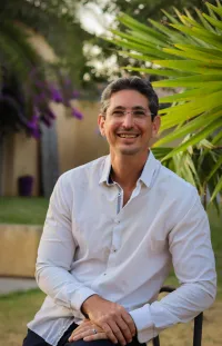 blog author image