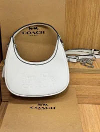 coach – Image 7