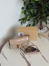 COACH – Image 2