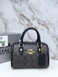 COACH – Image 1