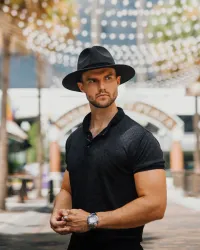 blog author image