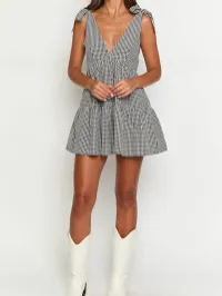 Tie-Strap Gingham Casual Dress – Small, Black