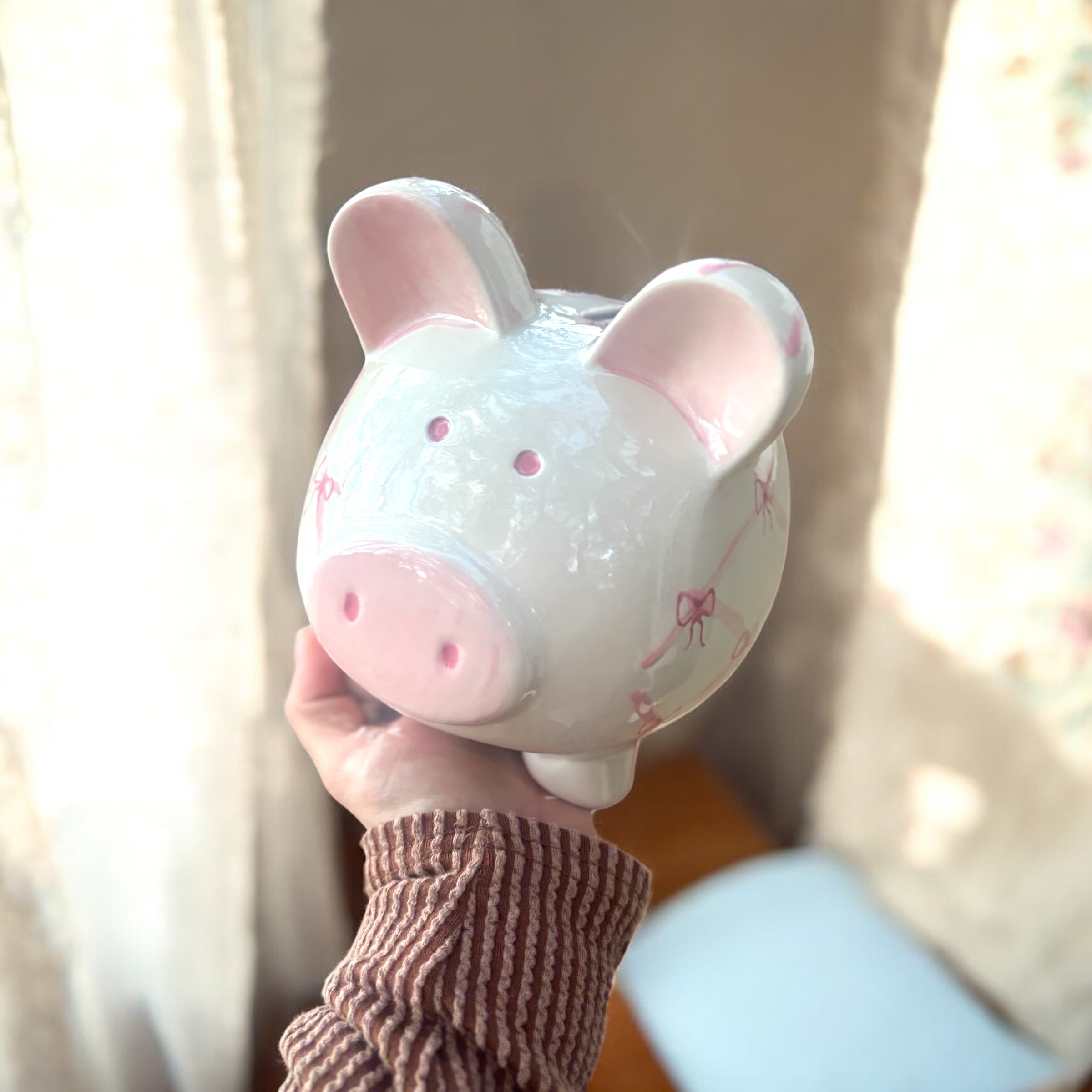 Bows and Pinks Piggy  – Image 3