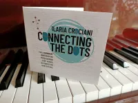 CD 'Connecting The Dots' – Image 1
