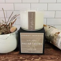 Fallen Leaves Classic Glass 2 Wick Soy Candle – Image 1