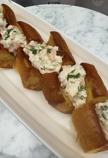 Lobster "Roll" Sliders – Image 1