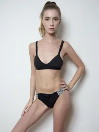 Model Polaroids/Digitals – Image 26