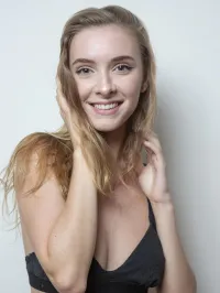 Model Polaroids/Digitals – Image 24