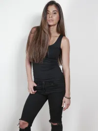 Model Polaroids/Digitals – Image 40
