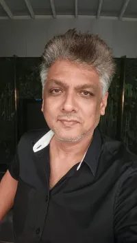 blog author image