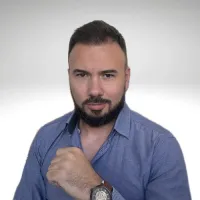 blog author image