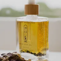The High Priestess Gold Drip Oil – Image 2