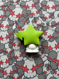 05' Bape Play Green Sta Soldier Vinyl Figures – Image 6