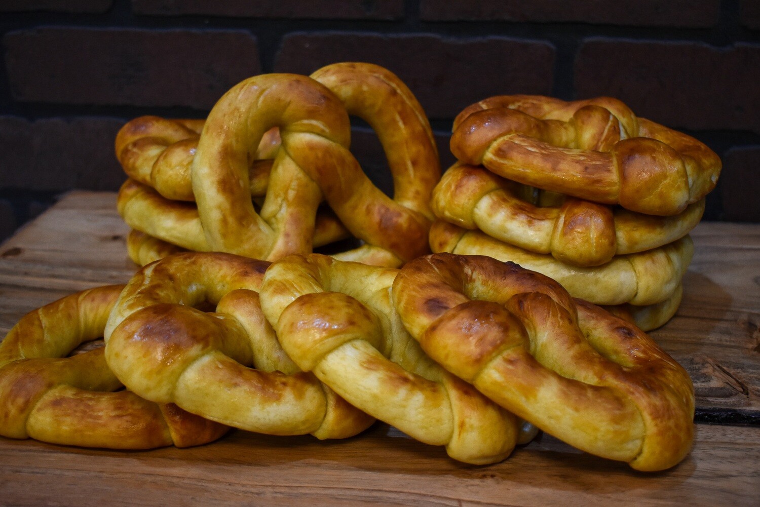 Pretzel Twists (5oz * 20pc) – Image 1