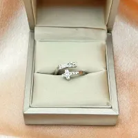 Jesus Glass Rhinestone Inlay Cross Ring – Image 3