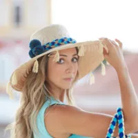 Awi Hat – Image 1