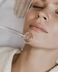 CrystalFrax Face or Neck  – Image 3