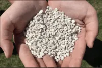 Oyster Shell Grit, 2# – Image 1
