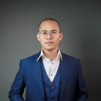 blog author image