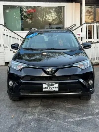2018 Toyota Rav4 4x4 – Image 2