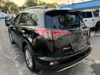 2018 Toyota Rav4 4x4 – Image 11