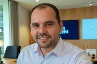 blog author image