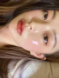 Korean Glass Facial  – Image 4