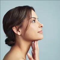 Jawline Sculpting Treatment – Image 1