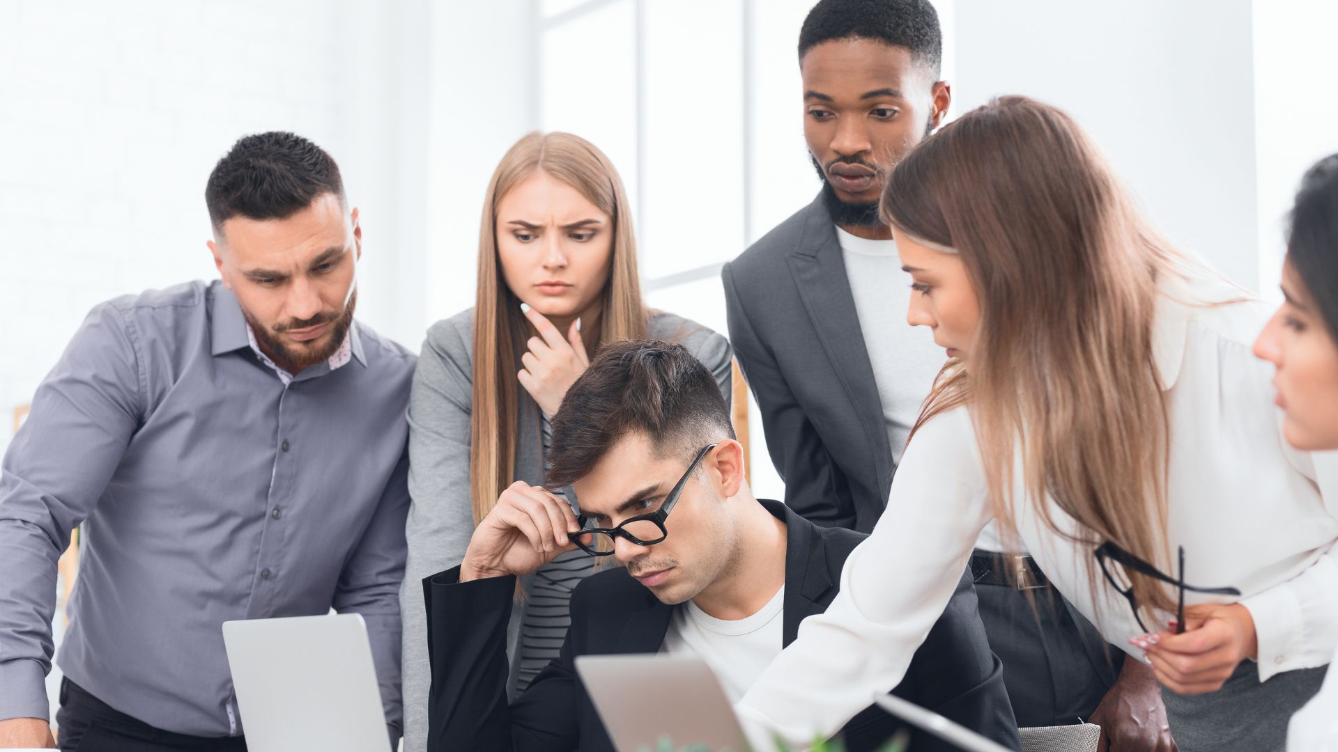 Cross-Cultural Communication: The Invisible Rules That Shape Every Conversation