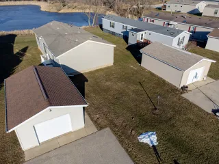 How Renovating Mobile Homes Contributes to Community Development