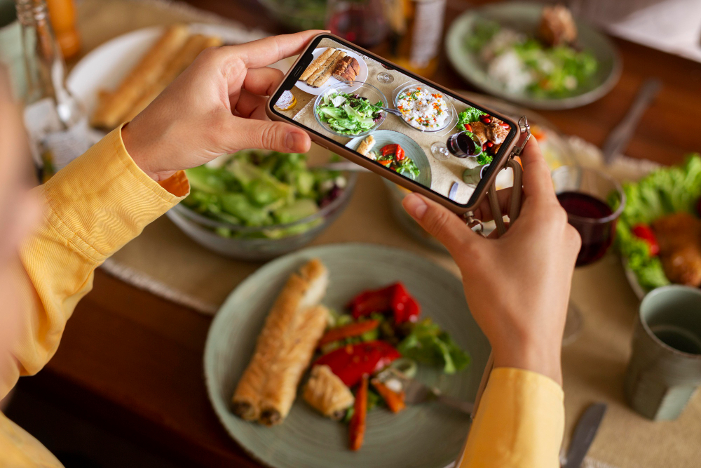 Email Marketing vs Social Media for Restaurants