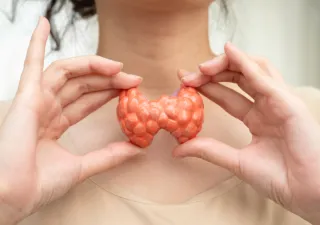 Hyperthyroidism Symptoms in Females | Amatoria Medical