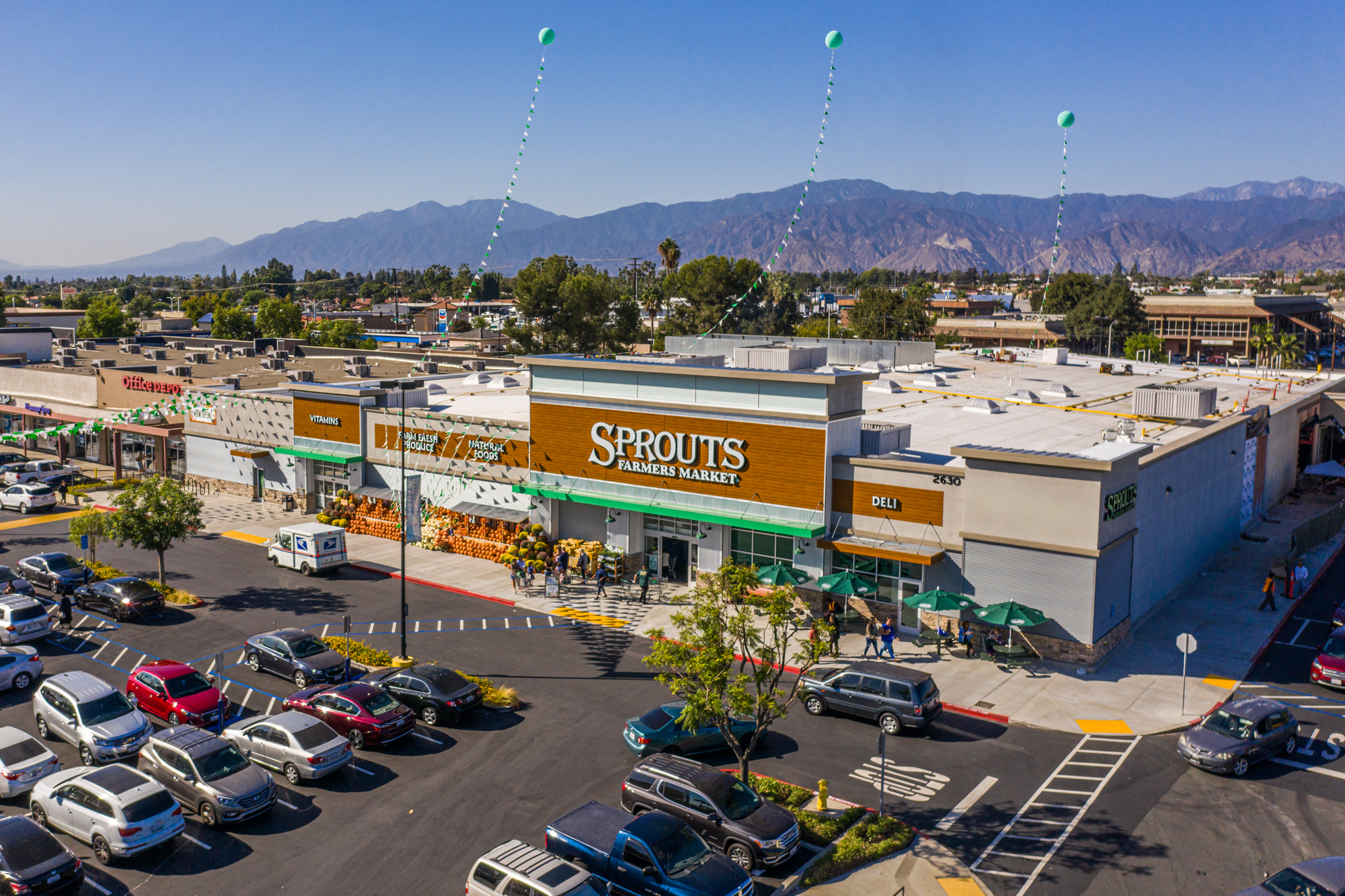 Car Rental Near Eastland Center: Convenient Transportation for Shopping & Dining in West Covina (Classy Lux Car Rental, Covina, CA) 🚗🛍️🍽️