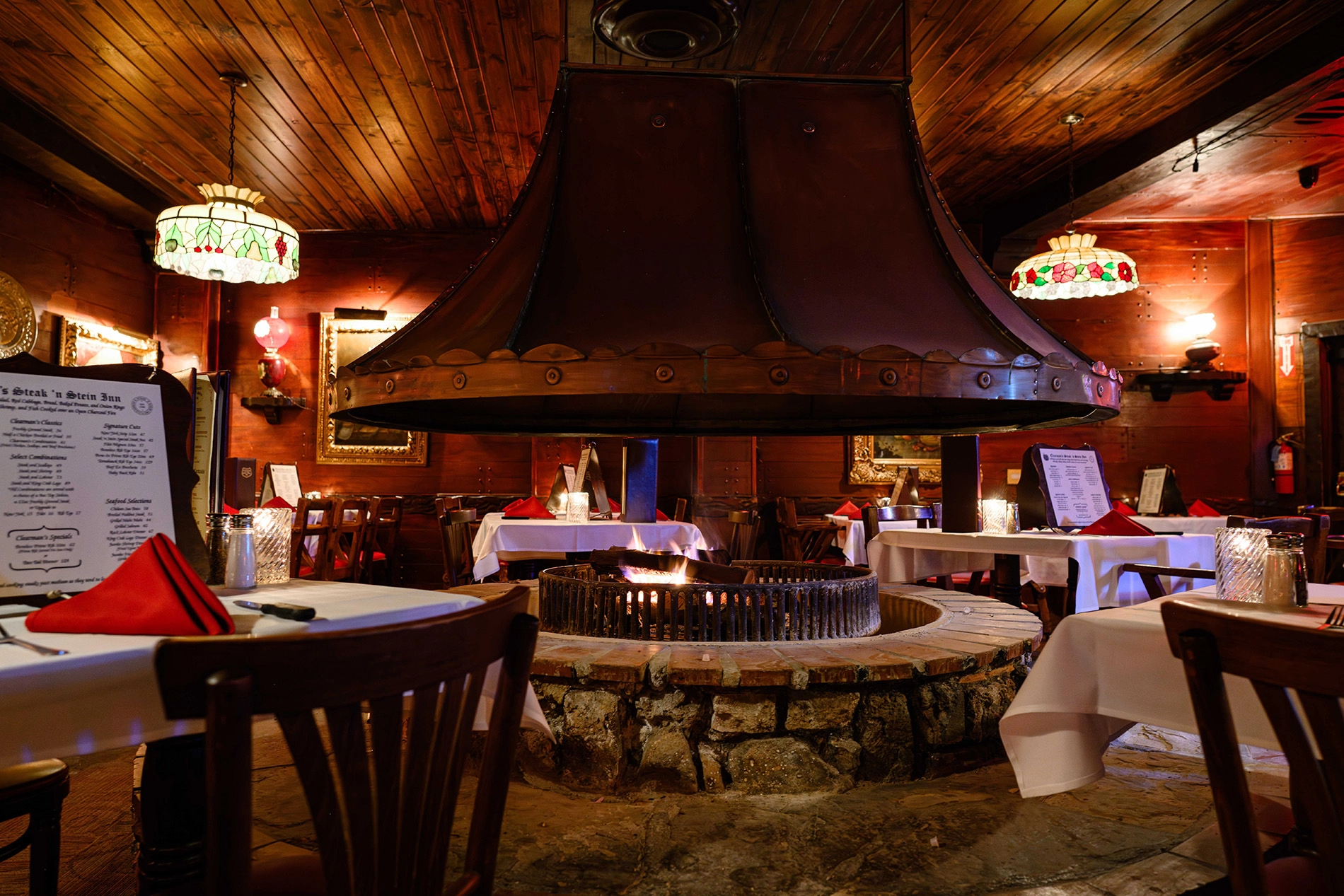 Covina Date Night Ideas: Restaurants & Scenic Spots You’ll Want a Car For | Classy Lux Car Rental, Covina, CA