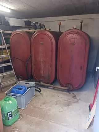 Cumuler débarras, nettoyage et enlèvement de cuve à fioul en Moselle : la solution clé en main