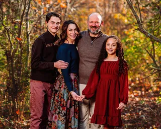Fall Color Is Here for Three Weeks: Planning Your Heirloom Portrait Commissionlon