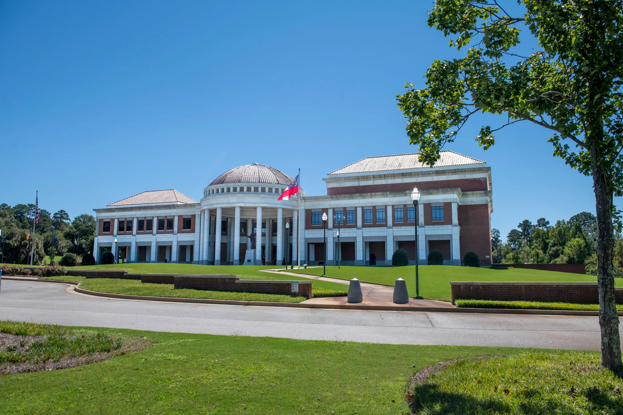 Military-Friendly Car Rental Options in Columbus GA for Fort Benning Visitors (Columbus Cars Rentals, Columbus, GA) 🚗🇺🇸