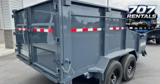 How Does a Dump Trailer Help Petaluma Homeowners with Summer Projects?