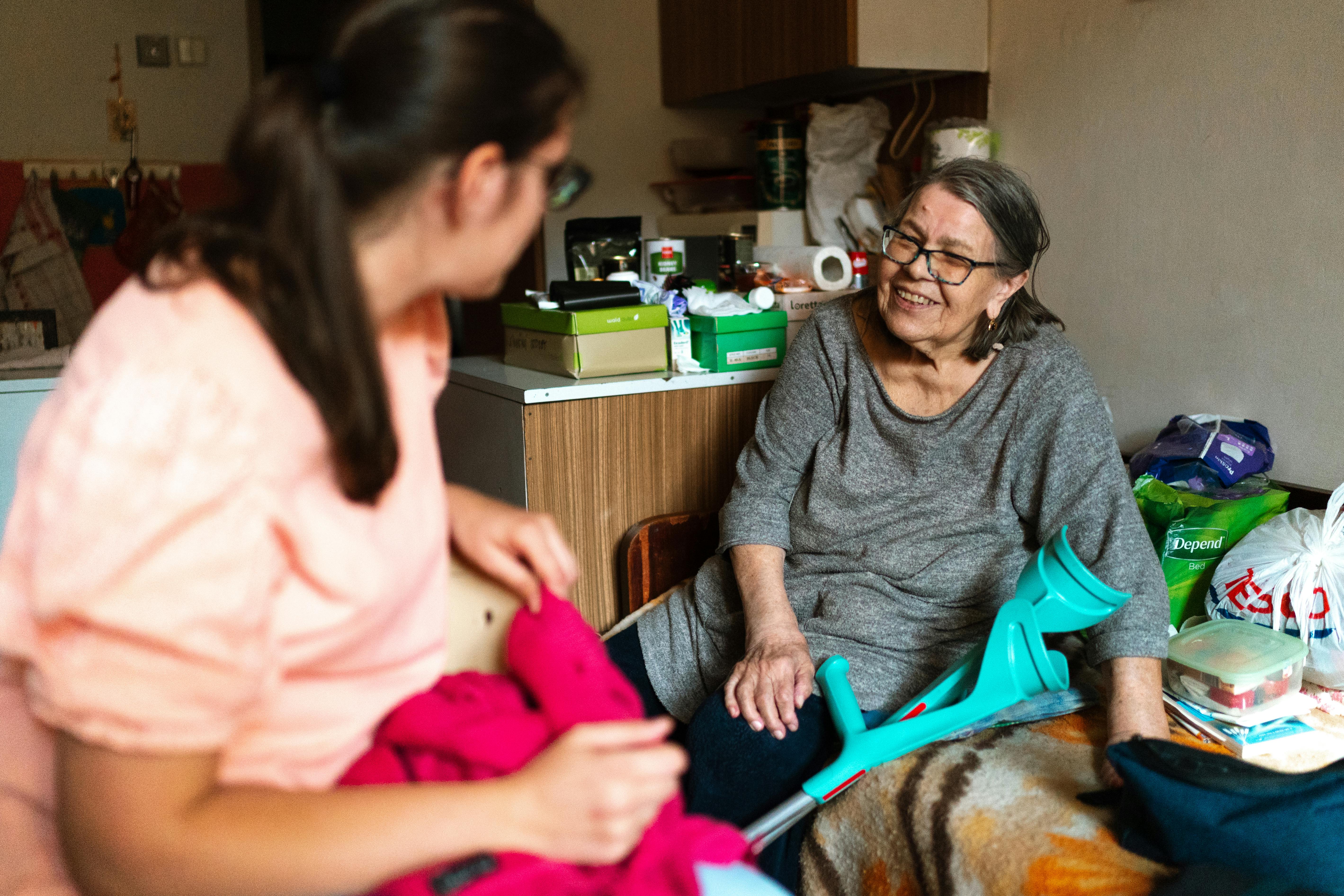 Home Care vs. Nursing Home: What's Best for Your Loved One in Illinois?