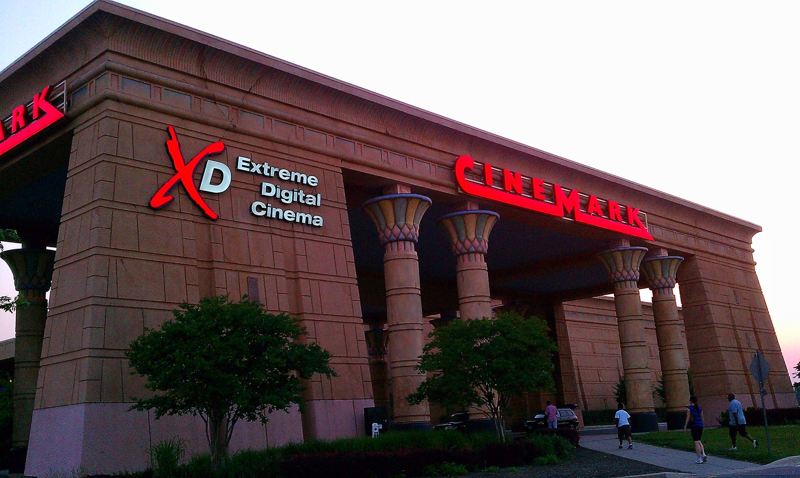 Movie Night Done Right at Cinemark Tinseltown USA and XD | Mission, Texas