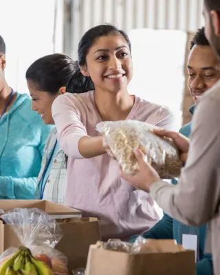 Impromptu Ways to Give Back (and Bring Your Community With You)