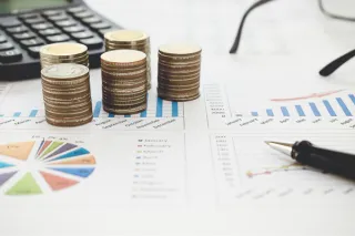A Simple Guide to Tax Planning for Solopreneurs and Small Businesses (after Tax Season is over)