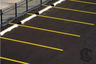 Commercial asphalt paving