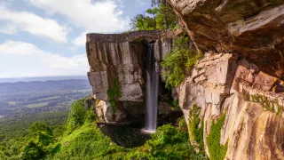 Living on Lookout Mountain: Historic Homes & Sweeping Views