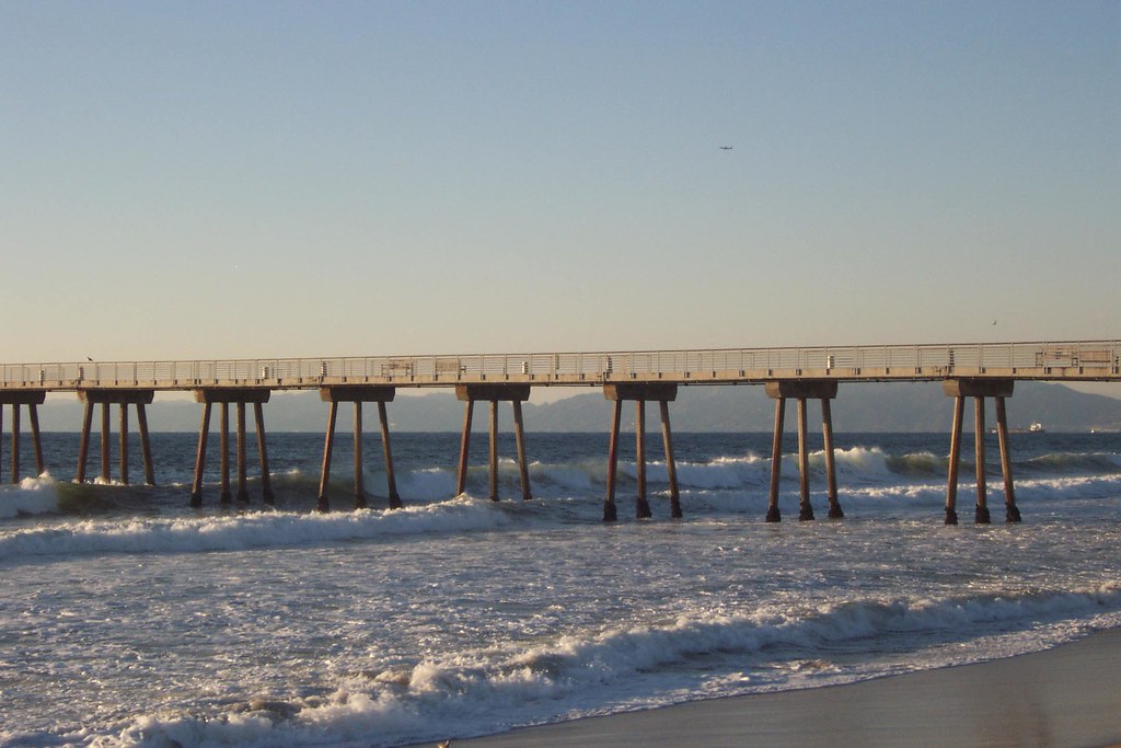 🌊 Redondo Beach Pier: Your Guide to Ocean Views, Waterfront Fun & Coastal Adventures