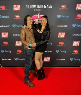 Victoria & Kali Take on AVN Weekend
