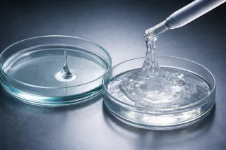 NON TUTTI GLI ACIDI IALURONICI SONO UGUALI: ECCO COSA NESSUNO TI DICE