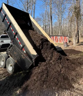 What Can You Put in a Dump Trailer in North Carolina?